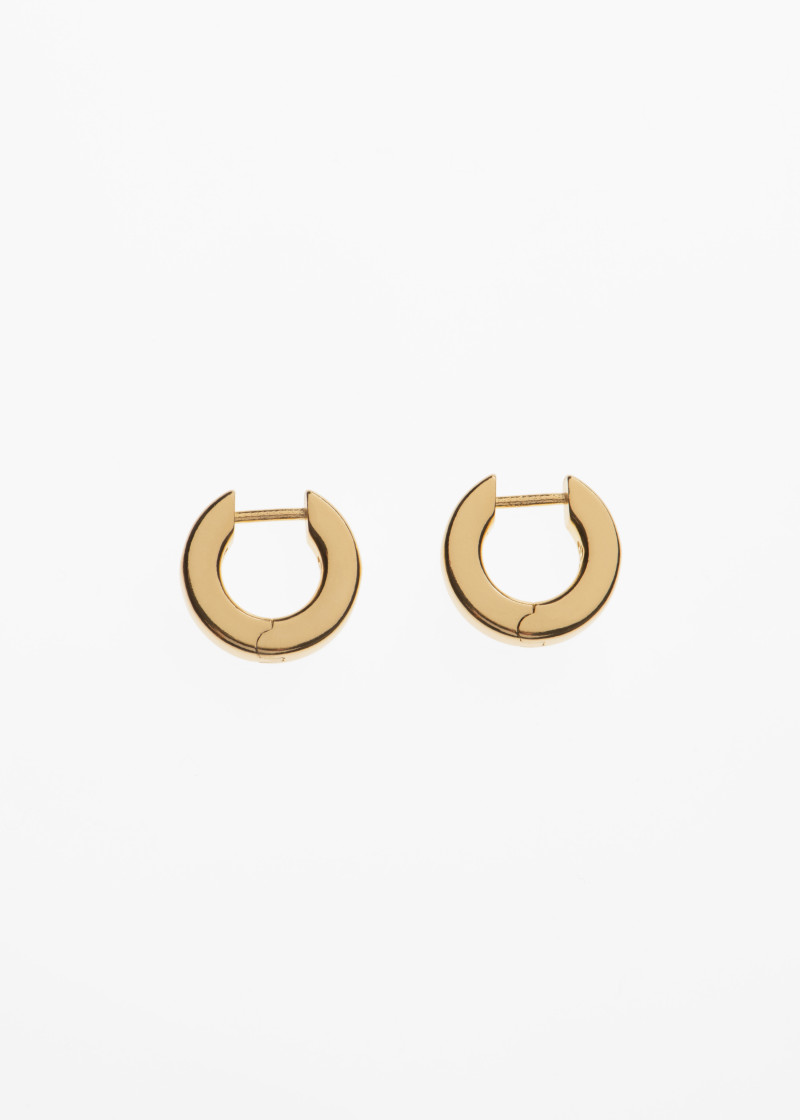 square earrings small polished gold p-1