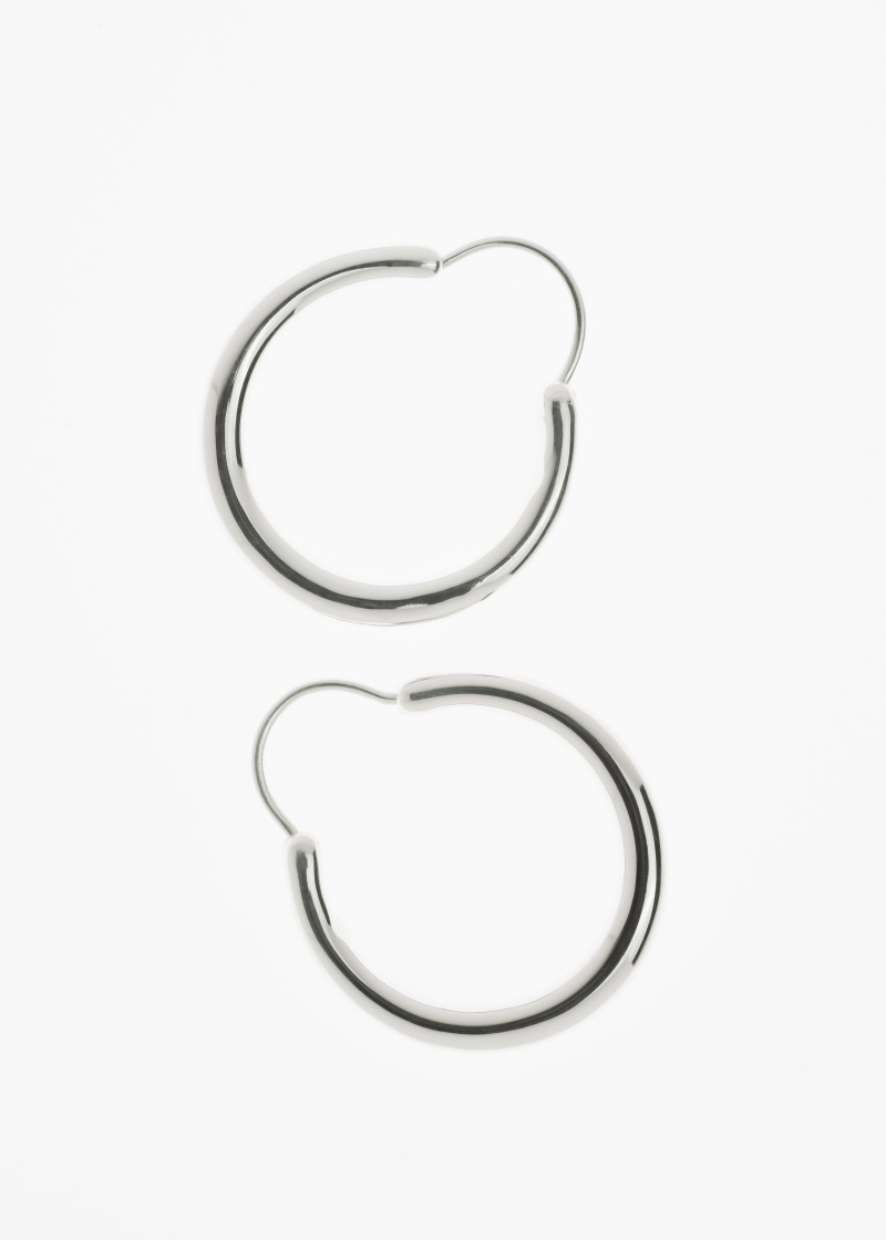 snake earrings large-thin polished-silver p-1
