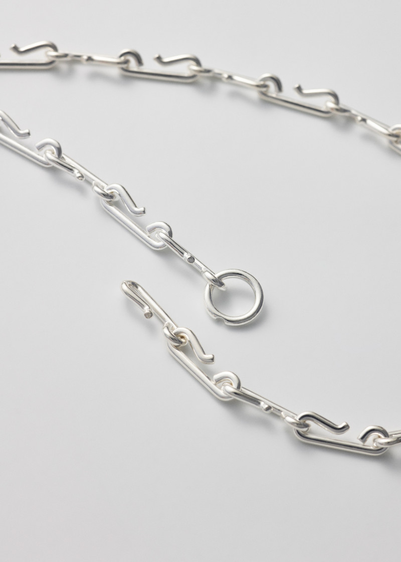 hook necklace polished silver p3