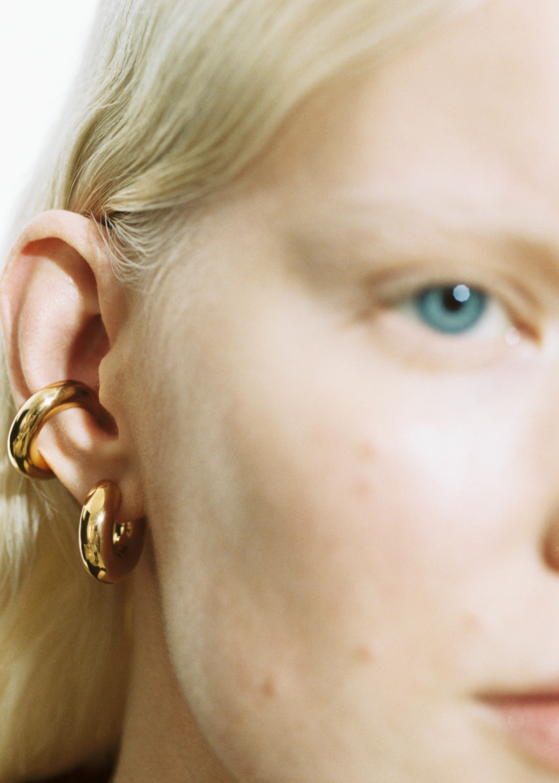 almost earcuff thick gold l-1
