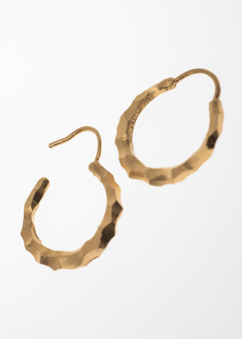 snake earrings small-thin carved-gold p-2