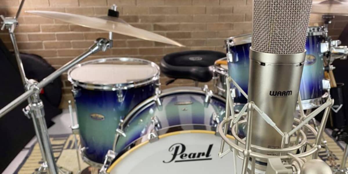 zZounds Feature: Four Ways to Record Drums with the WA-87 R2