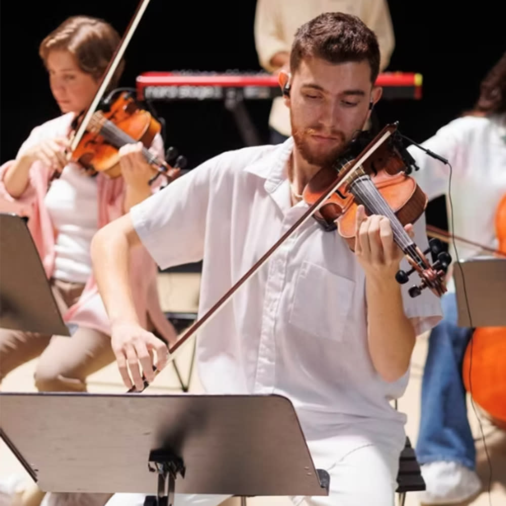 Shawn Law Yone Gilad