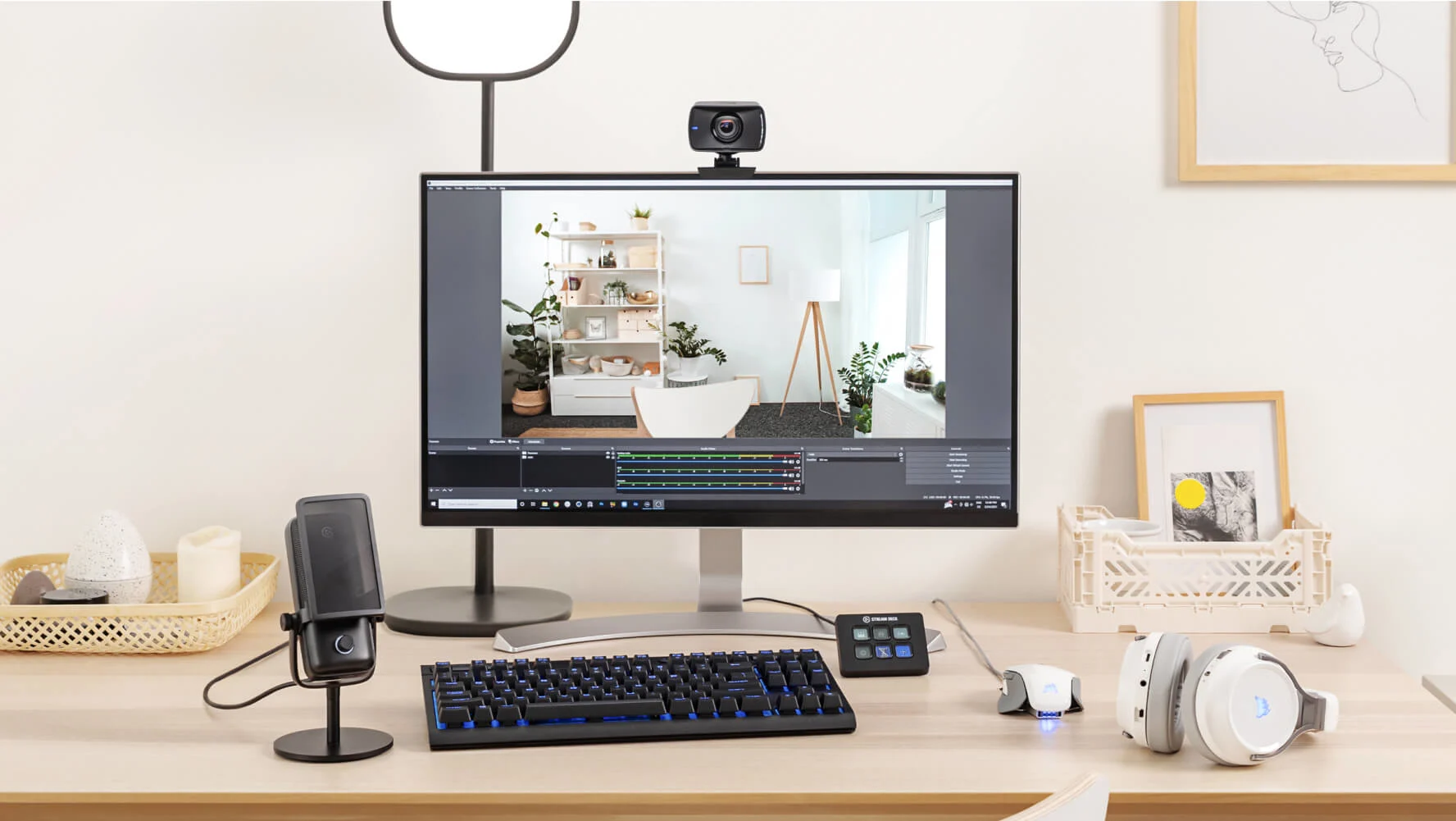 Configuración de oficina en casa con Stream Deck Mini, Wave:3, Facecam y Key Light Air
