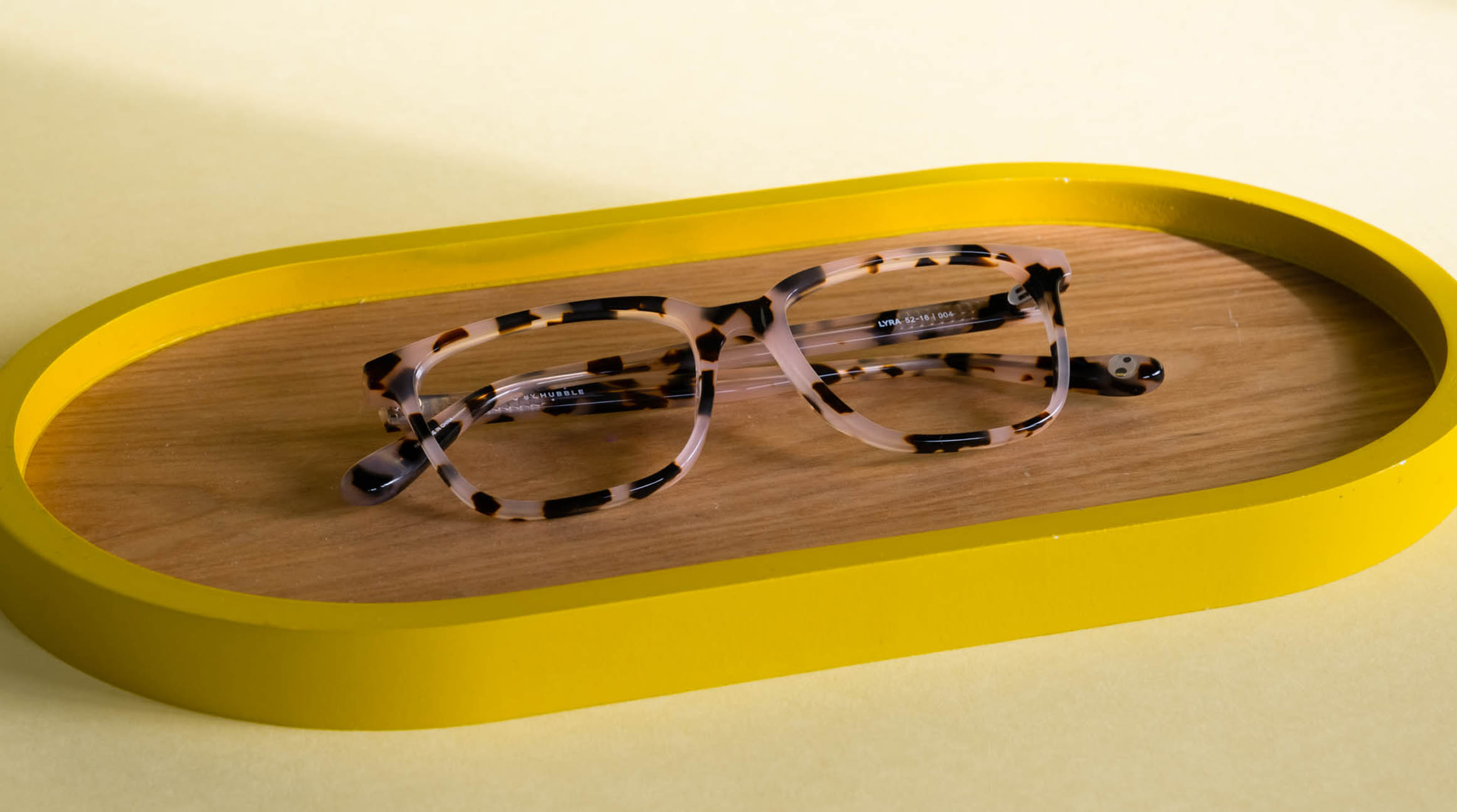 Remove Scratches from Eyeglasses and Sunglasses