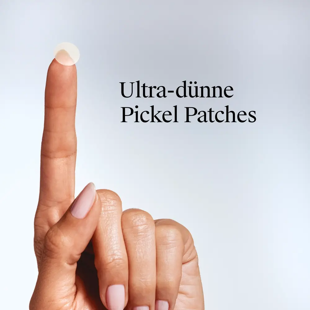 Neutrogena® Anti-Pickel+ Ultra-Dünnes Pickel Patche auf der Spitze des Zeigefingers