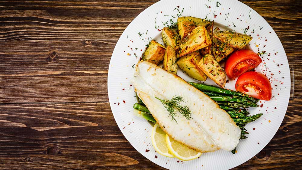 Fischfilet mit Kräutern und Zitronenkartoffeln