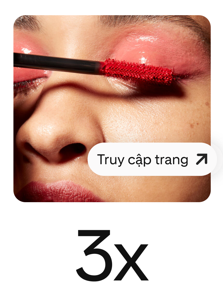 Ghim mô tả người phụ nữ chuốt mascara màu đỏ, có nút nổi bật để thu hút lượt truy cập trang. 