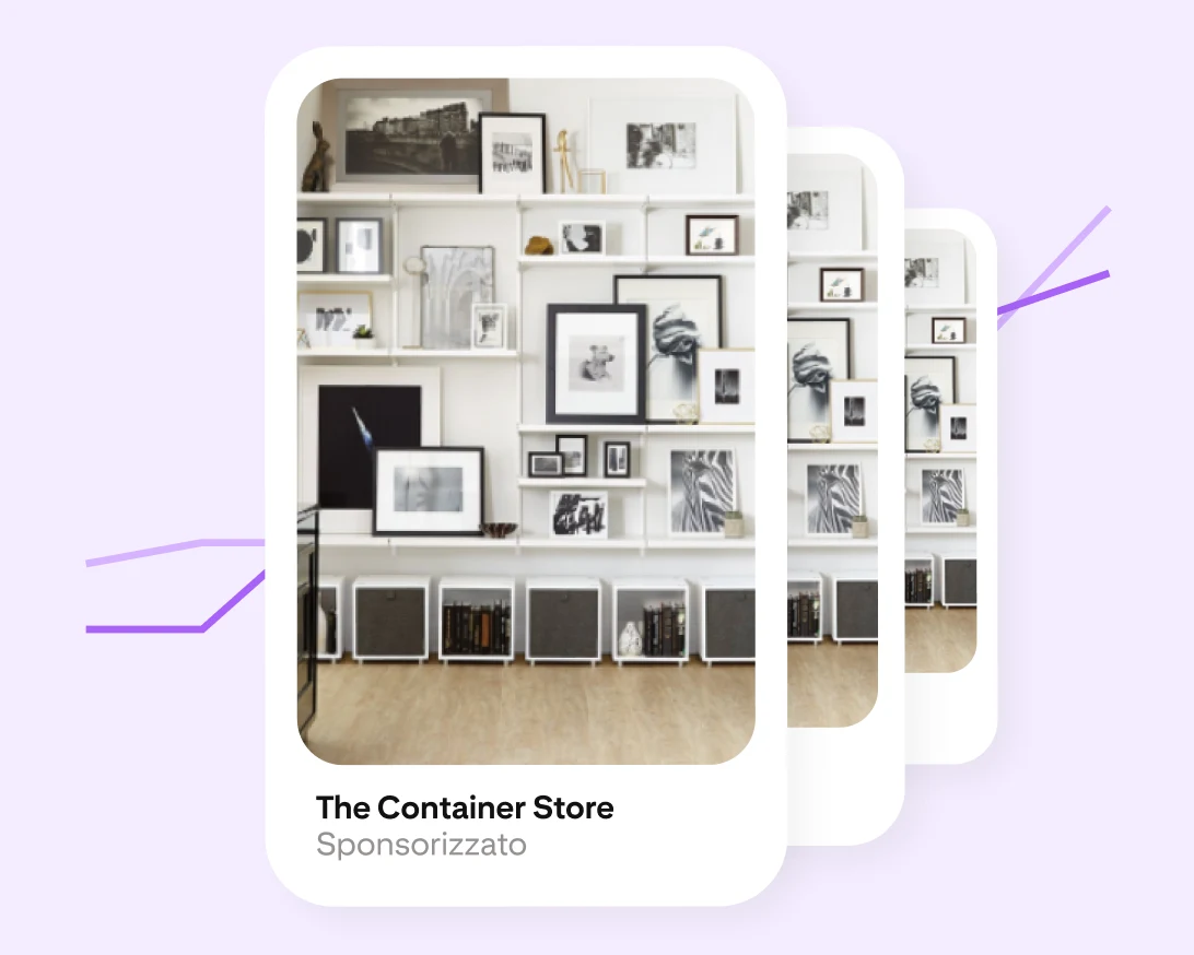 Annuncio per The Container Store che appare triplicato. L'annuncio mostra una serie di cornici e contenitori su scaffali bianchi.