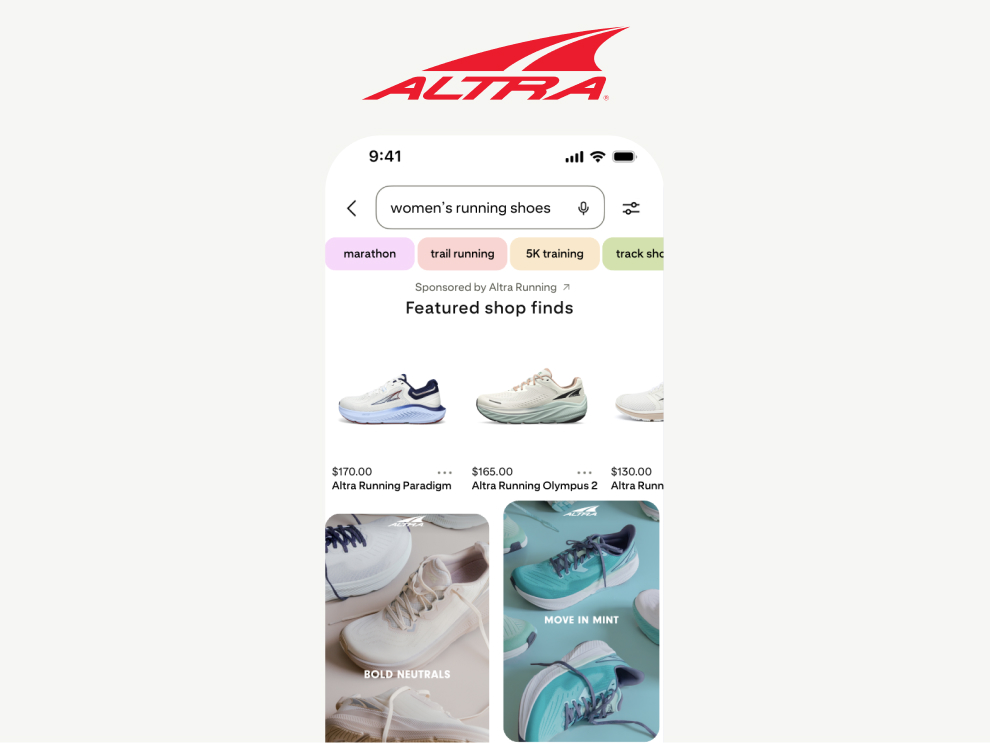 Schermo di un telefono che mostra le scarpe da corsa Altra in un annuncio Top of Search di Pinterest dopo la ricerca "scarpe da corsa da donna"