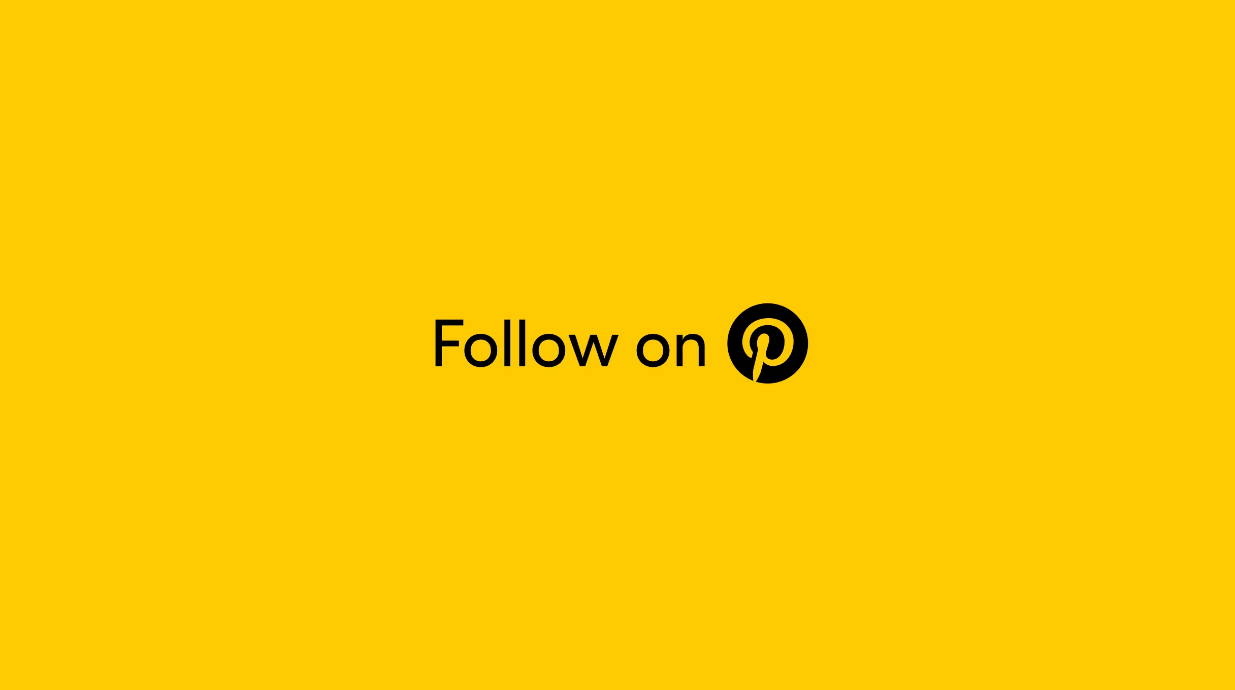 オレンジを背景にした「Follow on」の文字とブラックの円で囲んだオレンジの Pinterest ロゴ