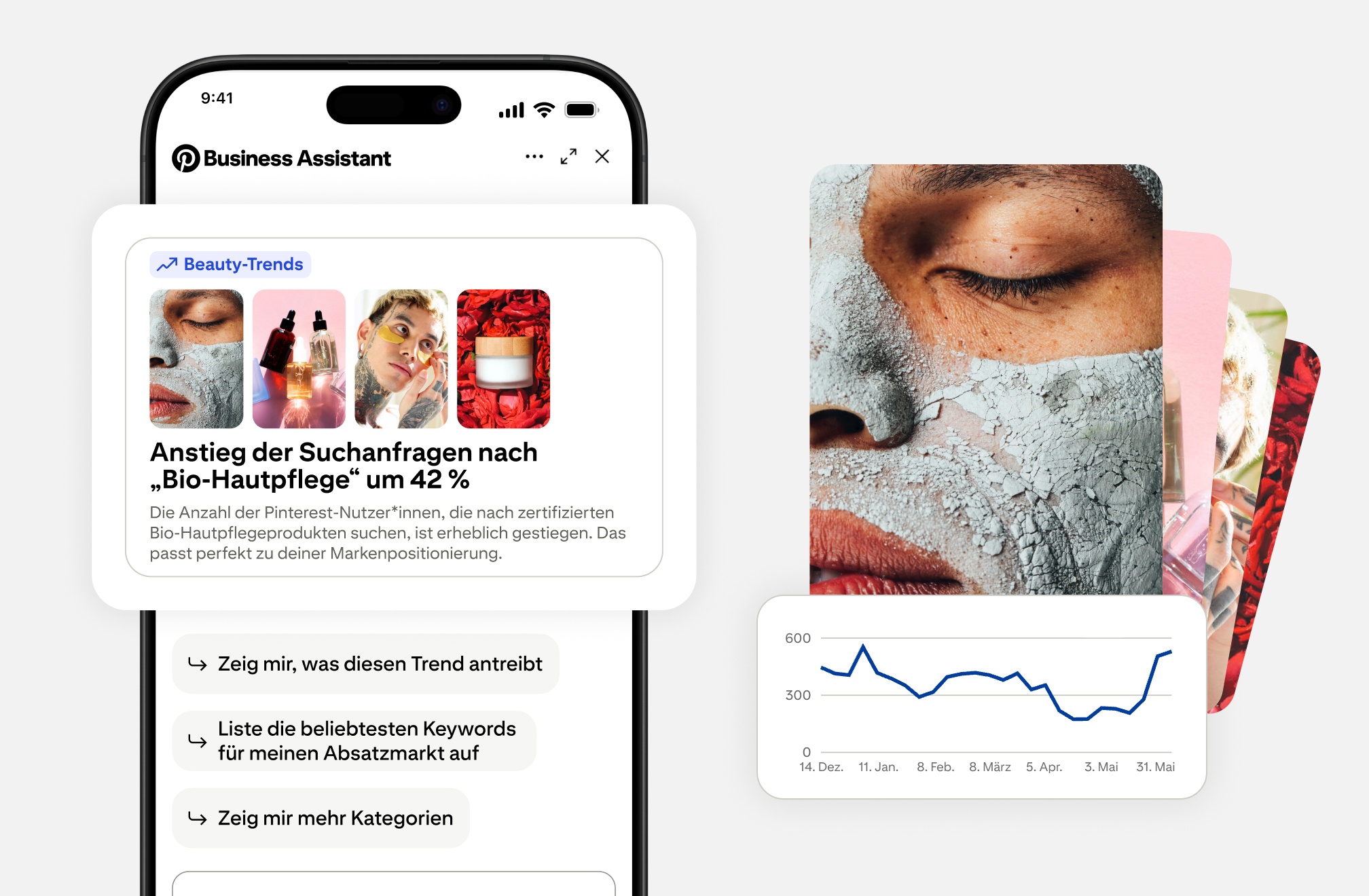 Business Assistant-Oberfläche mit einer Karte, auf der ein Anstieg der Suchanfragen nach „Bio-Hautpflege“ um 42 % zu sehen ist (mit 4 Beauty-Produkt-Pins). Außerdem zu sehen: Nahaufnahme eines Gesichts mit Tonmaske und Liniendiagramm mit Aufwärtstrend. 