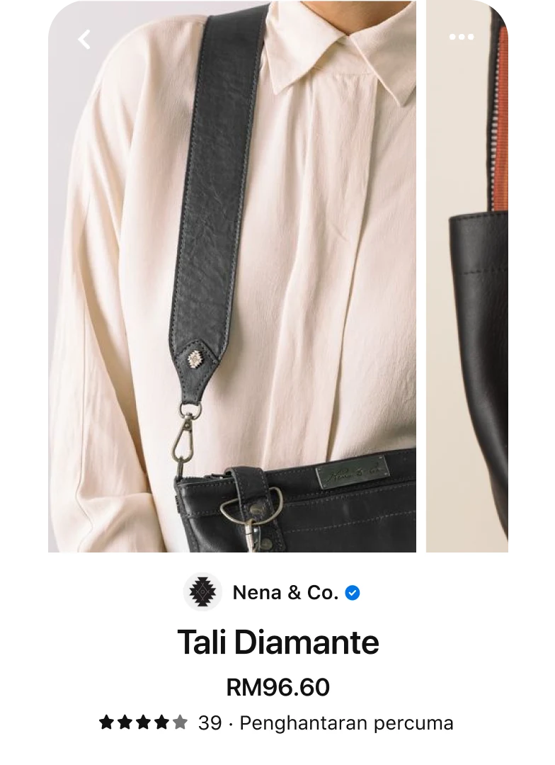 Pin berkenaan wanita memakai baju putih bersama dompet hitam berjenama Nena & Co. di atas bahunya. Keterangan menyebut, Nena & Co., Tali Berlian, $96.60, penghantaran percuma.