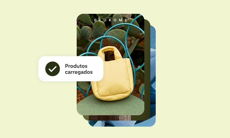 Uma foto de sapatos aparece com uma marca de seleção verde e a etiqueta "Produtos carregados"