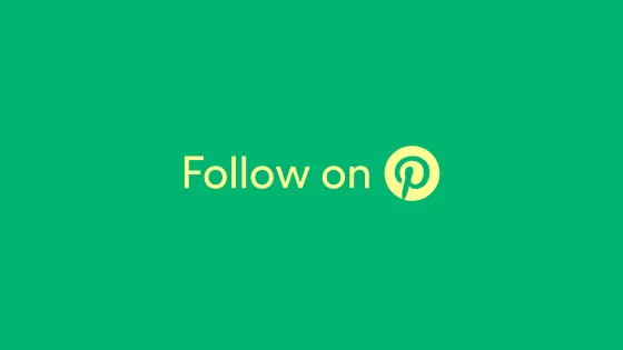 Der Pinterest-CTA und das -Logo in Gelb vor einem grünen Hintergrund