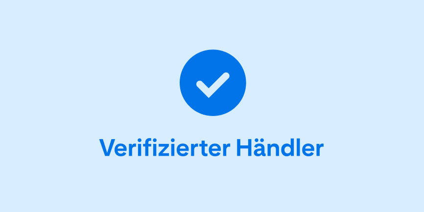 Ein dunkelblaues Häkchen mit dem Text „Verifizierter Händler“ mittig darunter vor einem hellblauen Hintergrund- 