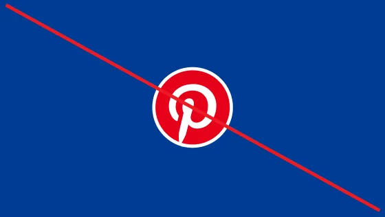 Logotipo blanco de Pinterest tachado encerrado con un círculo rojo sobre un fondo azul marino