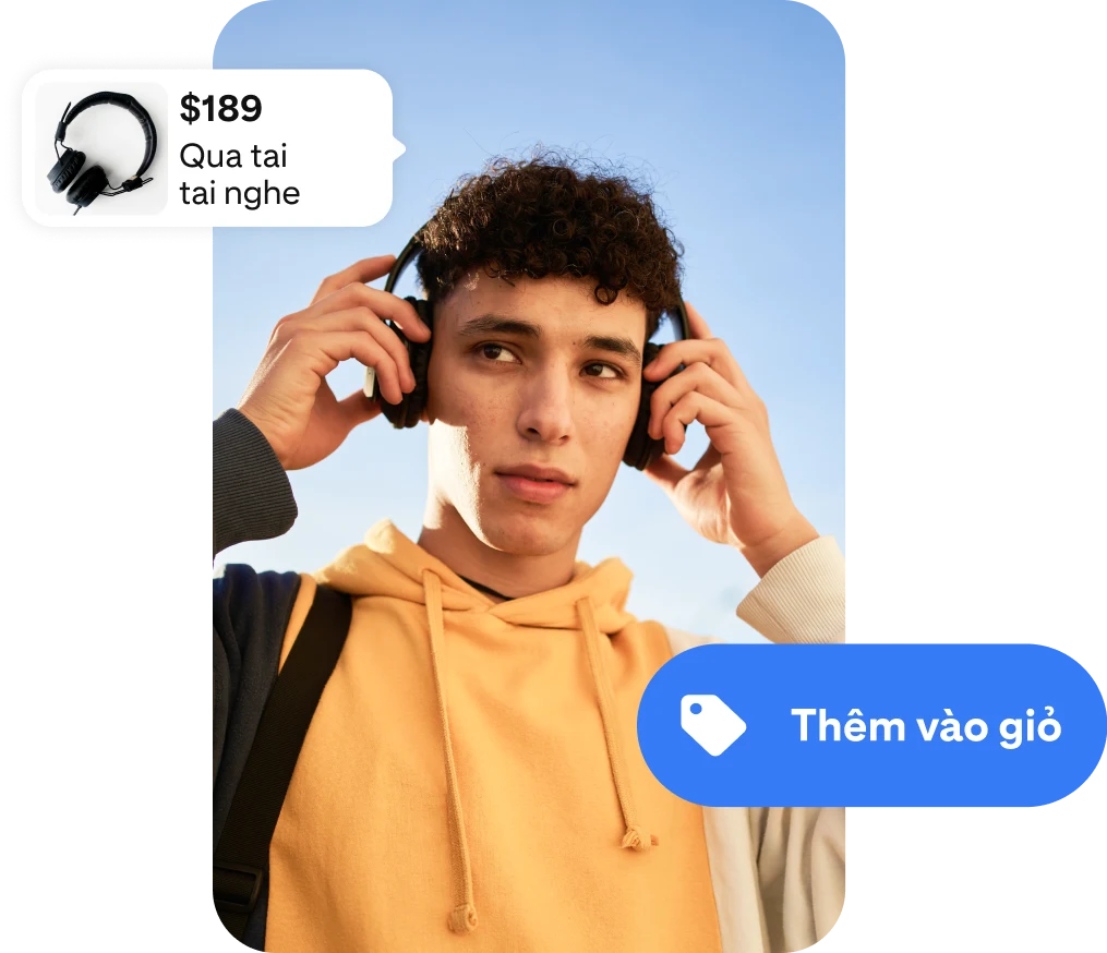 Hình ảnh một chàng trai trẻ đang sử dụng tai nghe, một bên khung hình là quảng cáo về tai nghe không dây, còn bên kia là nút "Add to cart" (Thêm vào giỏ hàng)