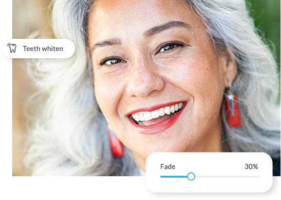  Mujer con antes y después de blanqueador de dientes aplicado con herramientas de retoque PicMonkey