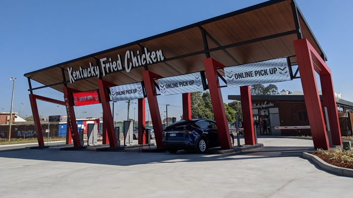 WORLD-FIRST DRIVE THRU ONLY KFC OPENS ITS ‘BOOM GATES’ IN NEWCASTLE