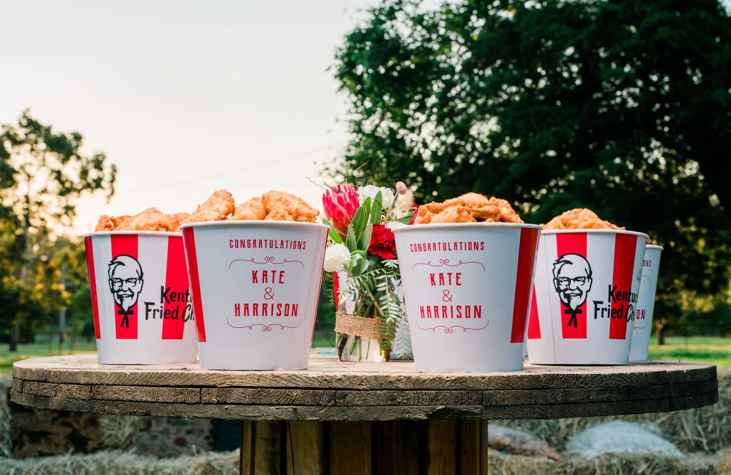 TOOWOOMBA COUPLE OFFICIALLY ‘PUT A WING ON IT’ THROUGH KFC’S  WEDDING SERVICE