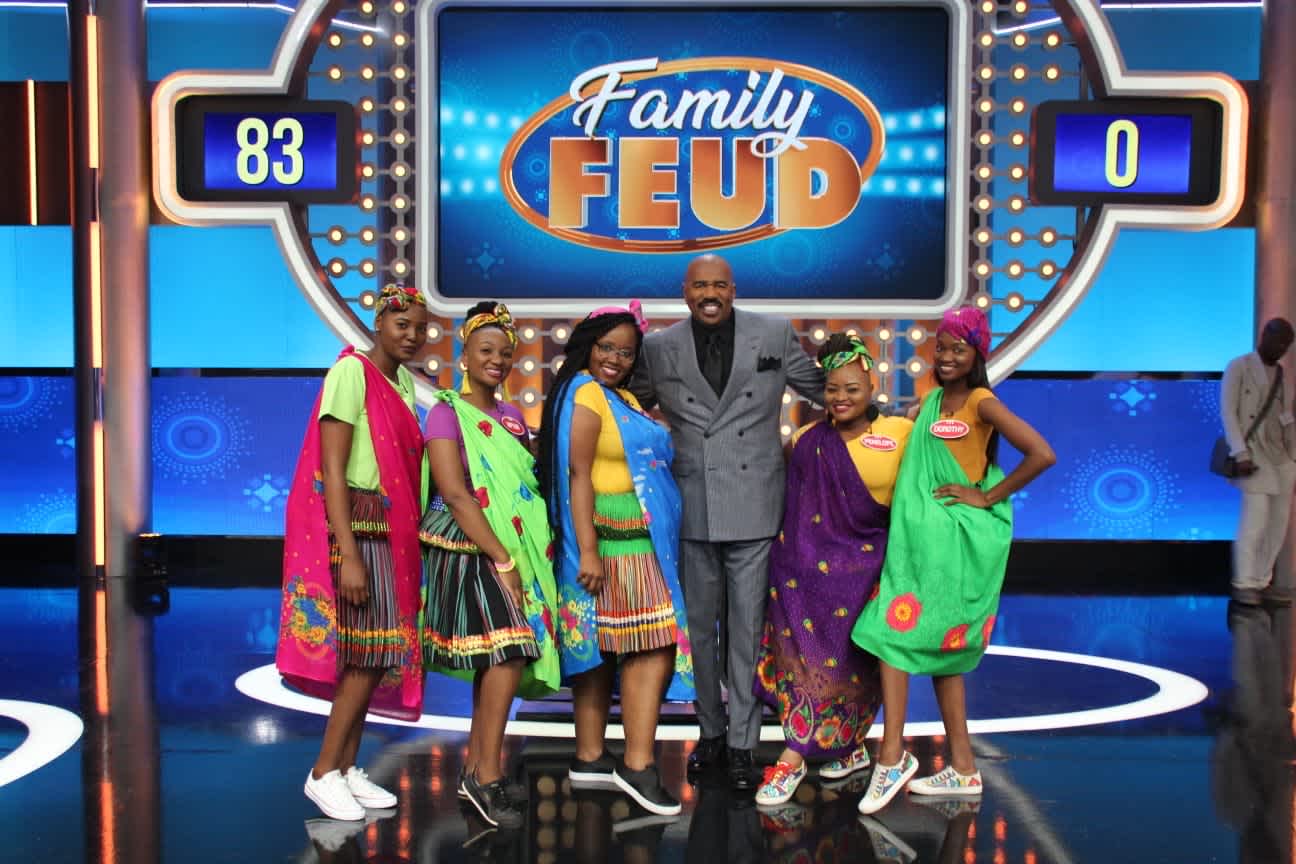 KFC IS THE OFFICIAL SPONSOR OF FAMILY FEUD SOUTH AFRICA DURING THE FIRST SEASON 
