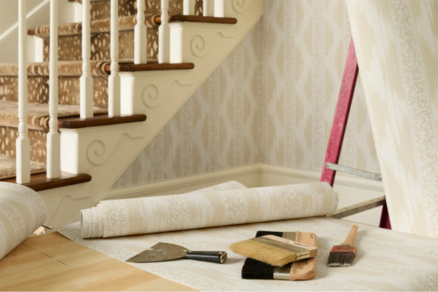 Work in progress image of installing Traditional wallpaper.