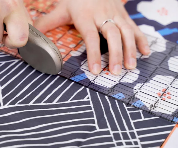 Craft-organizer-cutting-fabric