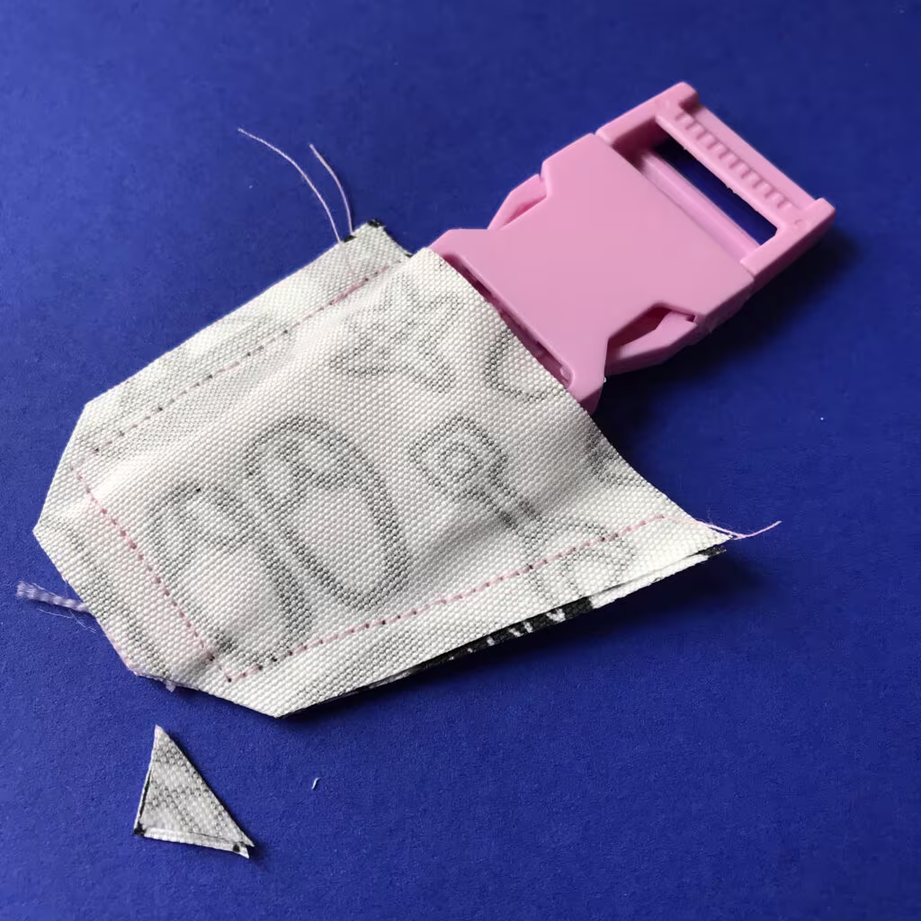 Attach webbing to end pieces | Spoonflower Blog