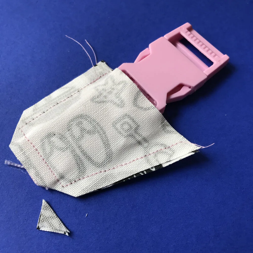 Attach webbing to end pieces | Spoonflower Blog 