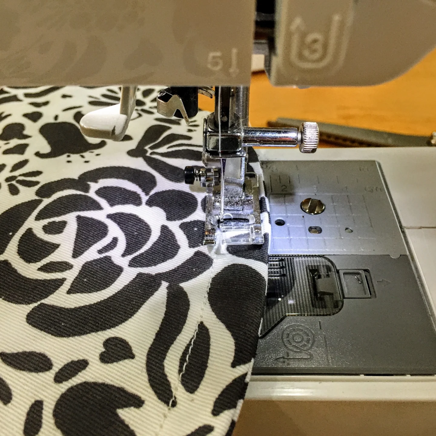 topstitchingbowlcover-edited