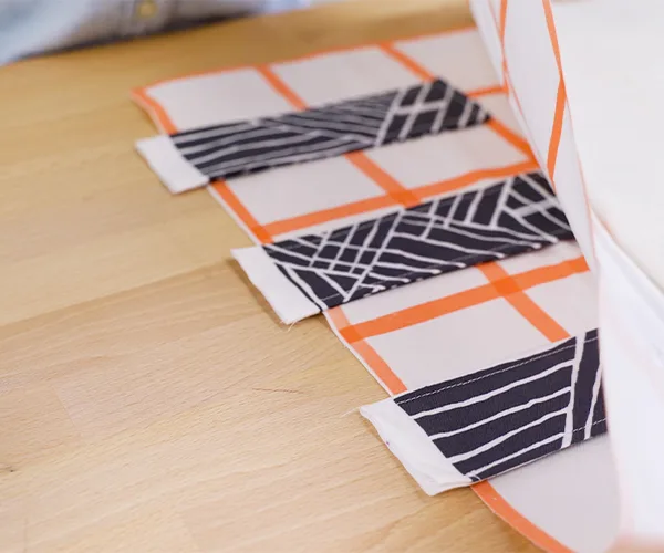 Craft-organizer-placing-top-tabs
