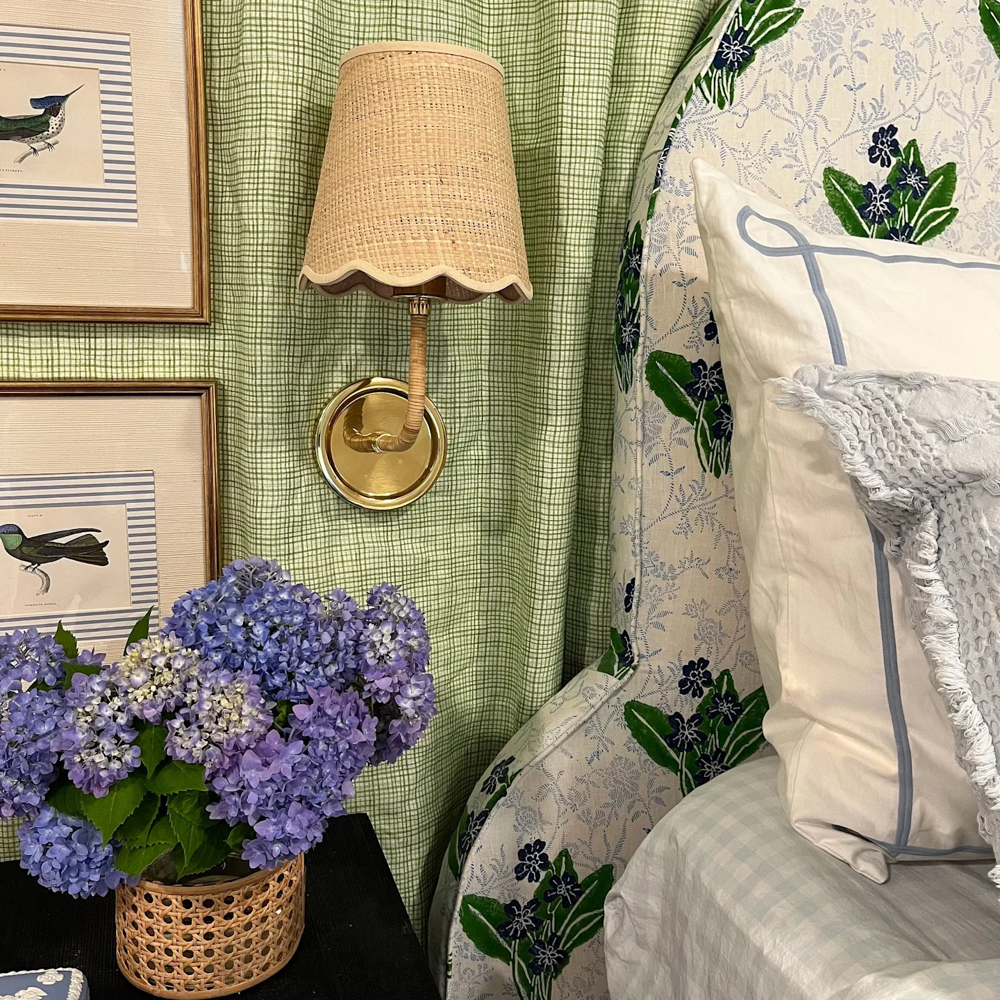 A preppy bed covering in Belgian Linen