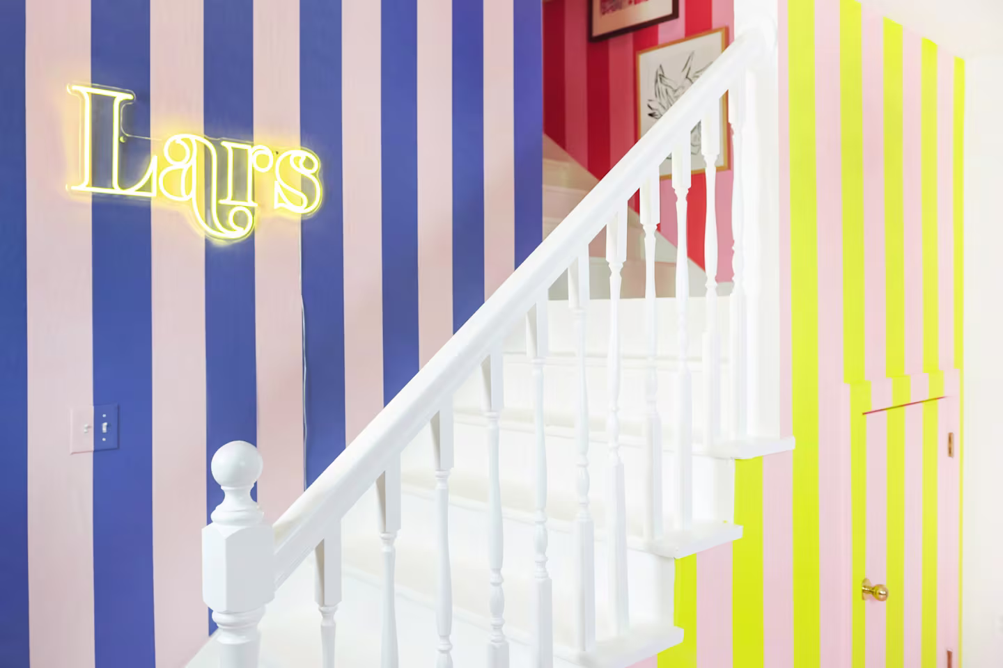 Lars-Striped-Spoonflower-Wallpaper-Staircase-15-of-16-2048x1365