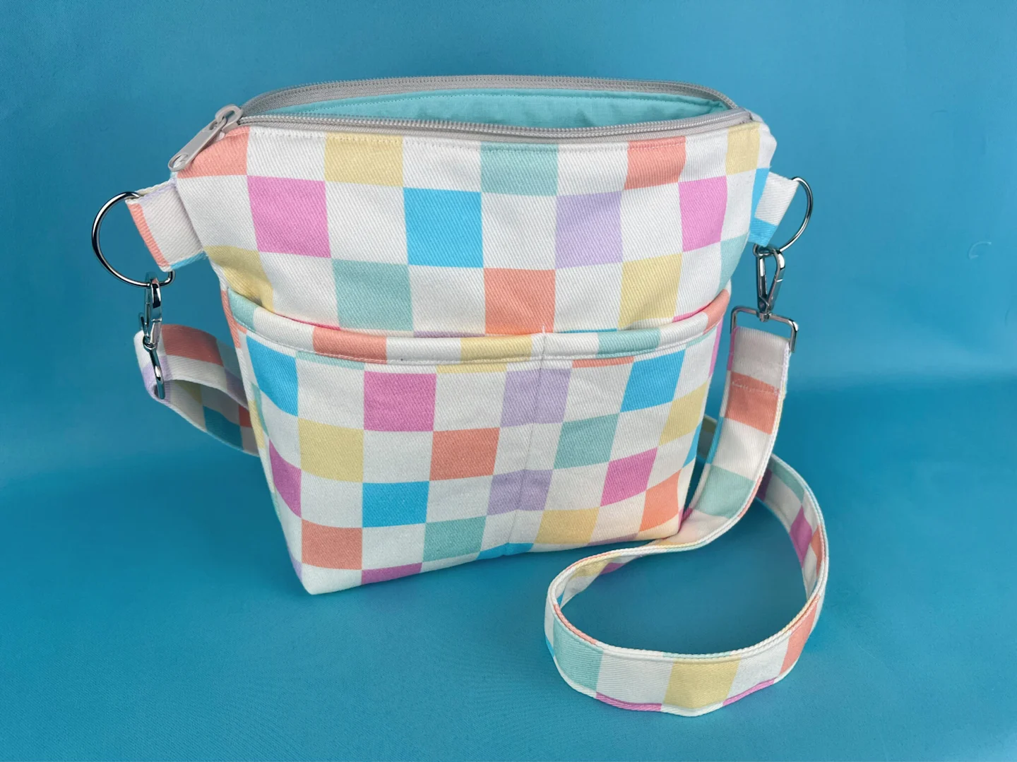 crossbody_final_2-2048x1535