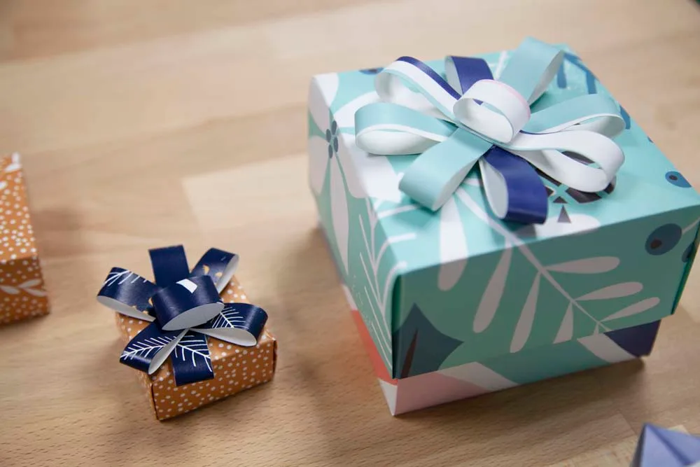 How to Make a Gift Box with Wrapping Paper | Spoonflower Blog
