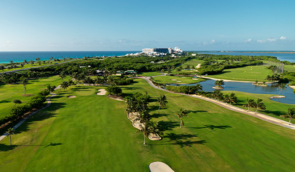Parcours de golf sur place au Iberostar Cancun