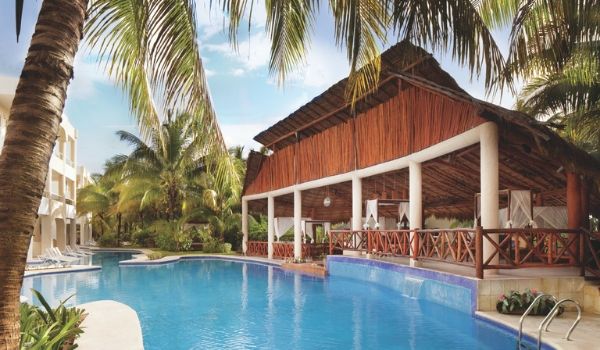 Dining pavilion by the pool