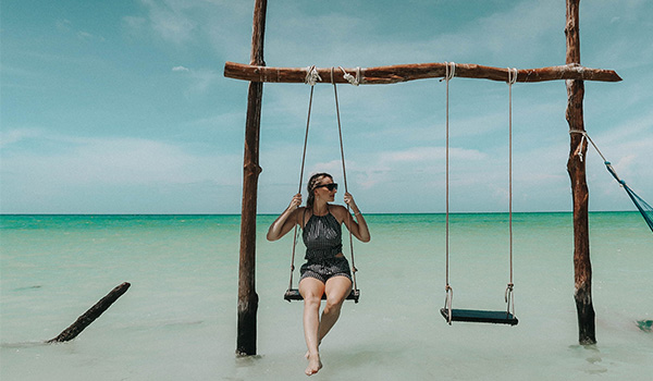 Gritting on overwater swing