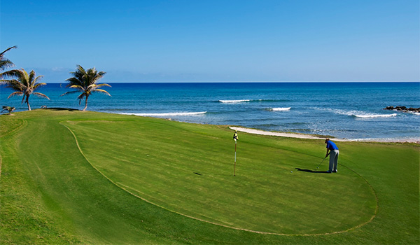 Picturesque golf course overlooking the ocean