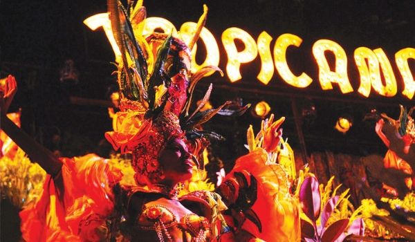Women performing at the Tropicana Live Show