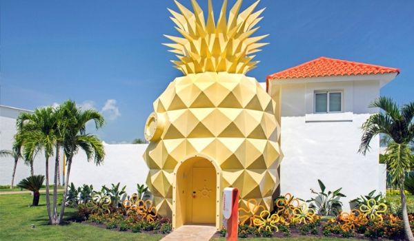 Pineapple Villa inspired by SpongeBob SquarePants