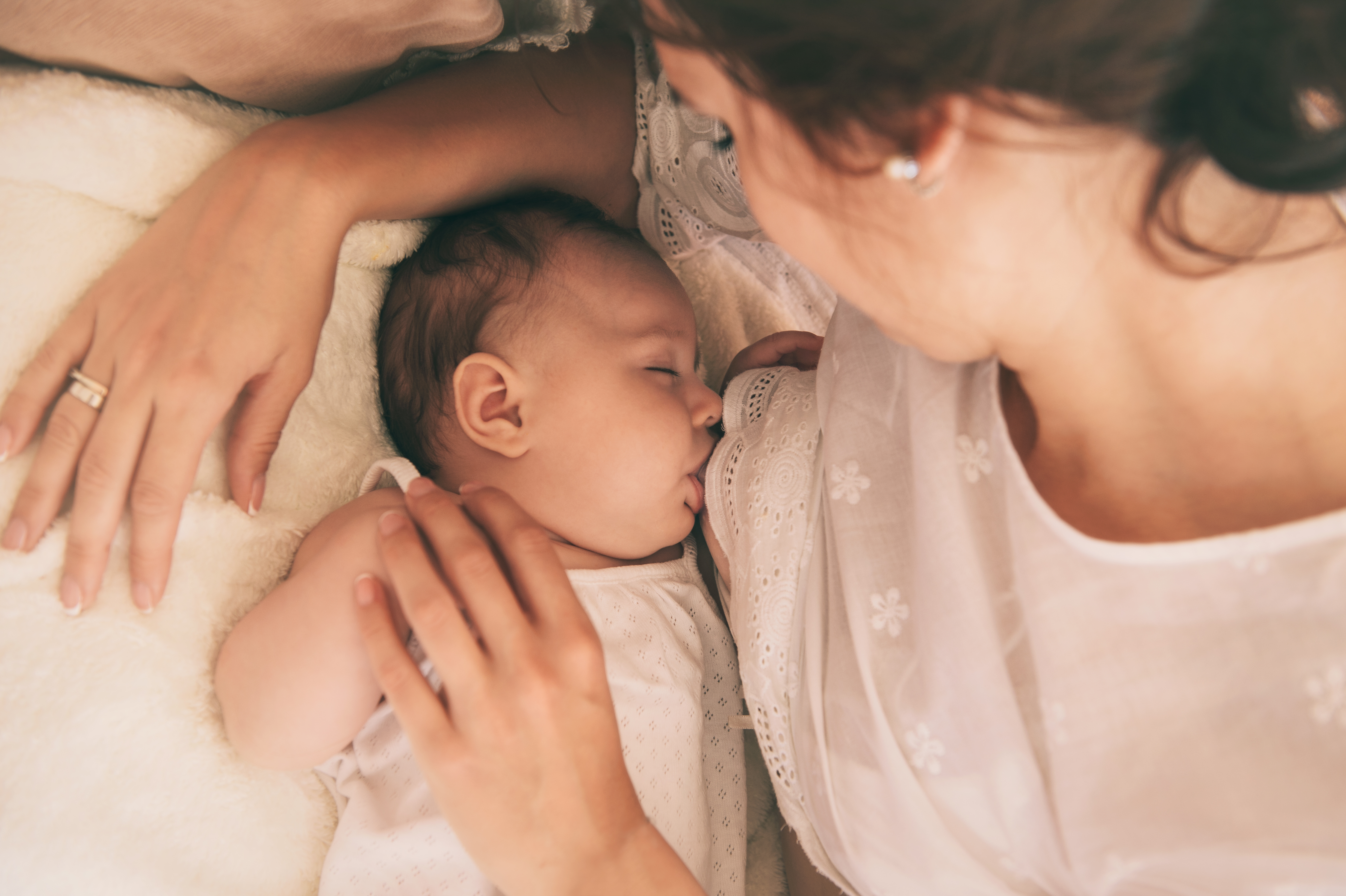How To Stop Breastfeeding, A Guide For Your Body And Your Baby