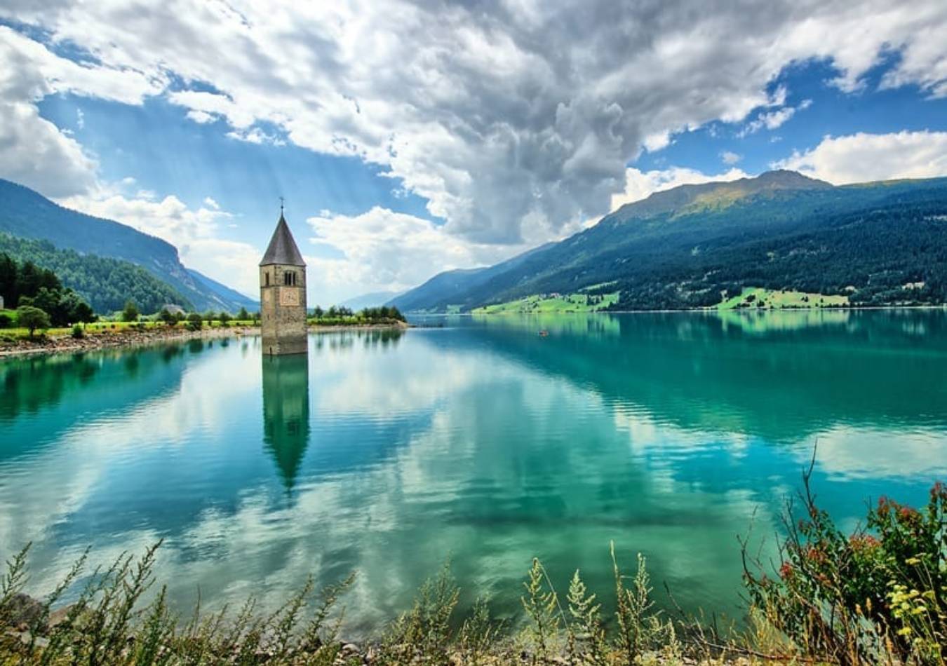 Lago de Resia