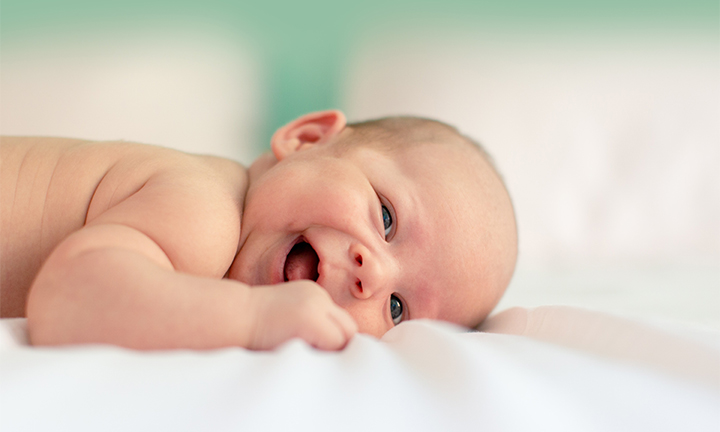 Baby Heat Rash: Symptoms & Remedies