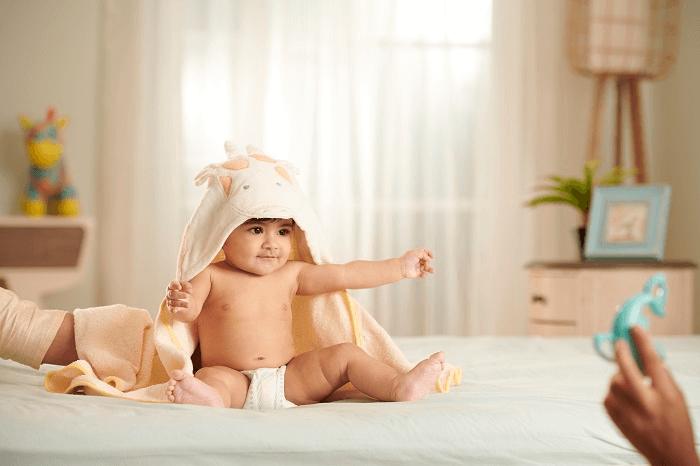 diaper bag checklist-Article Content Image 6 Baby blanket