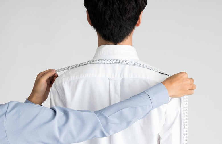 ワイシャツのサイズ感の目安は オーダースーツ専門店が詳しく解説 Answer