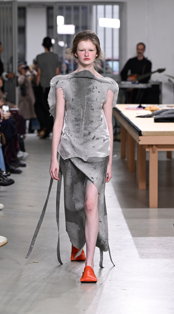 milan-fashion-week-exhibition-january-2026-03-013