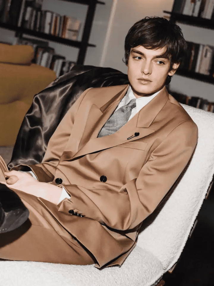 milan-fashion-week-exhibition-january-2026-07