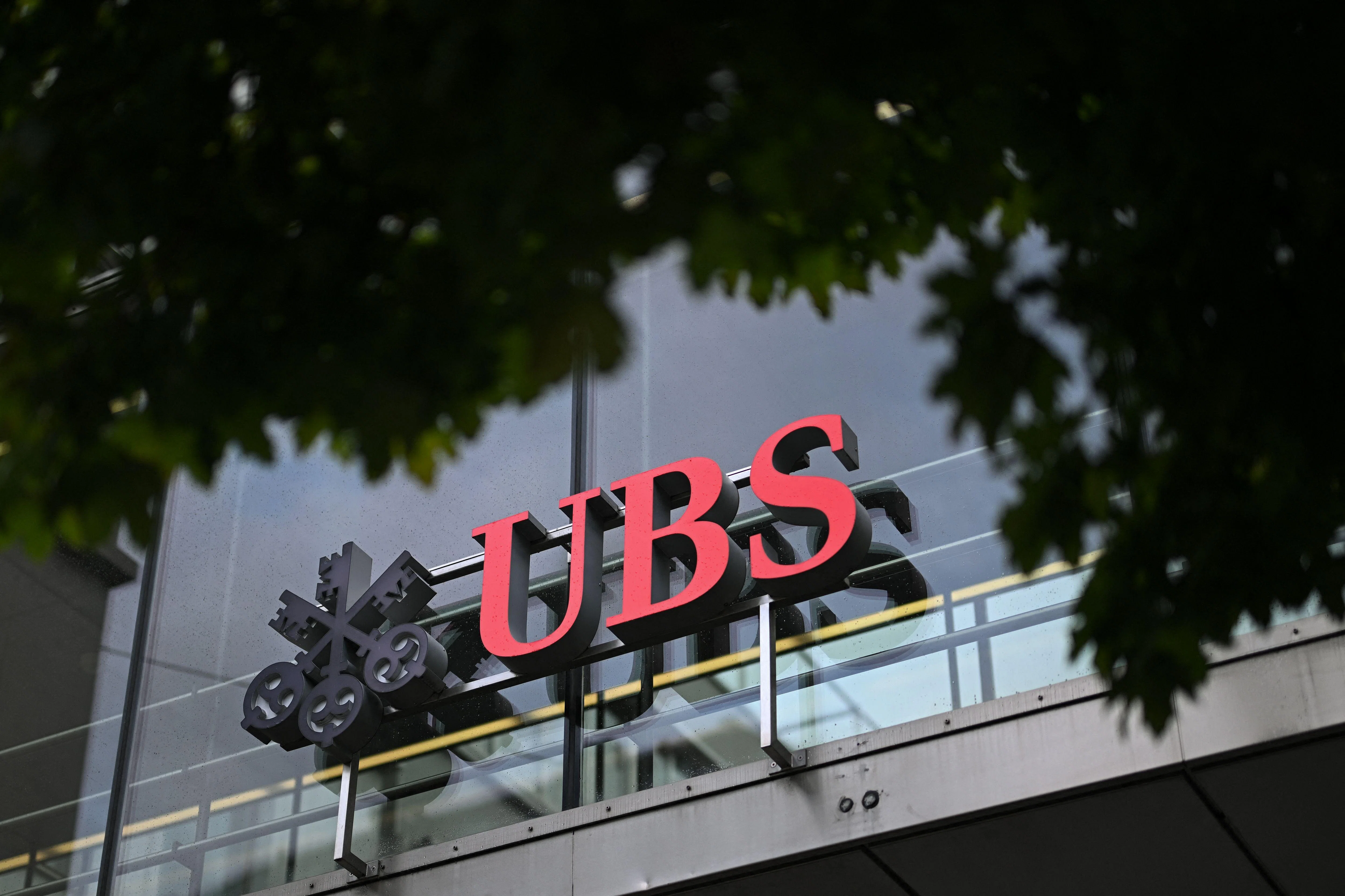 files-switzerland-banking-ubs-081118/